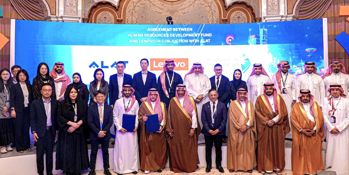 شراكات استراتيجية لتمكين 356 مواطن بصناعة السيارات الكهربائية 